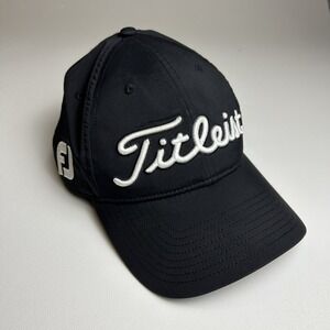 Titleist Pro V1 Golf Hat Black Strapback
